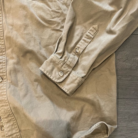 Carhartt Men's Heavy Duty Cotton Button Down Long Sleeve Work Shirt S09MRH Tan - Picture 3 of 6